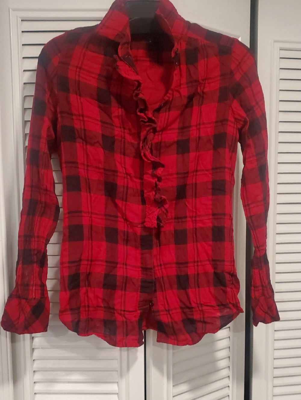 GAP Red and Black Plaid Ruffle Front Shirt Cotton